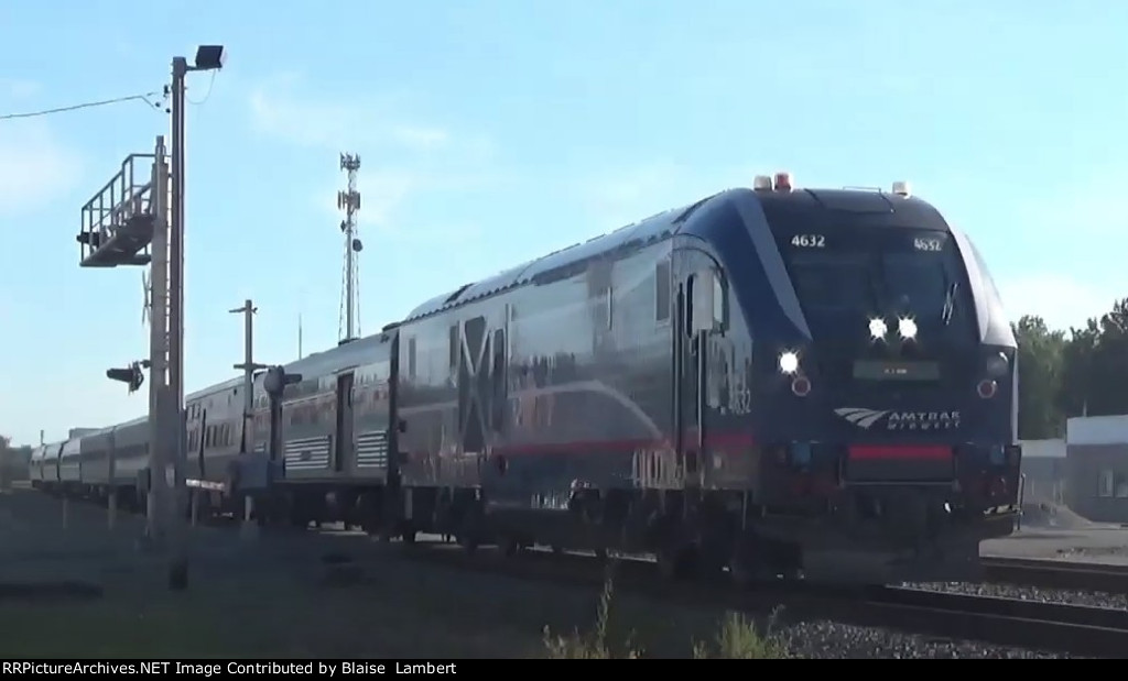 CN P392 (Amtrak)